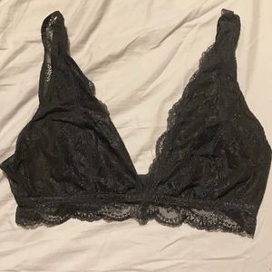 Free in bundle! Black lace bralette size L